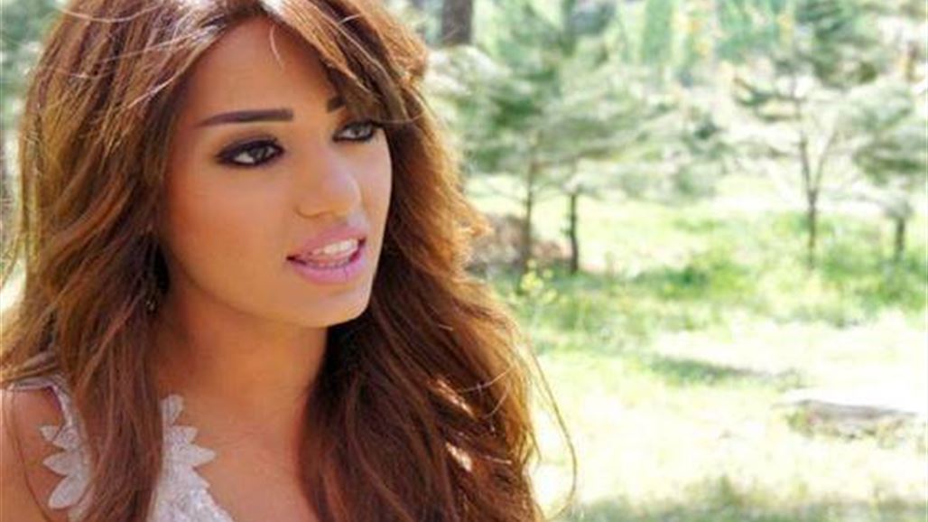 مصدر: مسلحون حاولوا الصعود لغرفة رحمة رياض بفندق فلسطين والحماية تصدت لهم