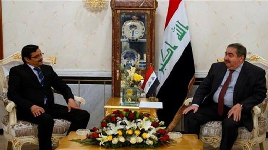 العراق وتونس يبحثان فتح خط طيران مباشر بين البلدين