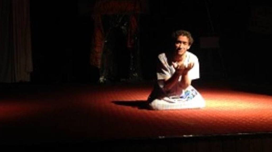 فنانو بابل يحتلفون بيوم المسرح العالمي ويطالبون بدعم الفن