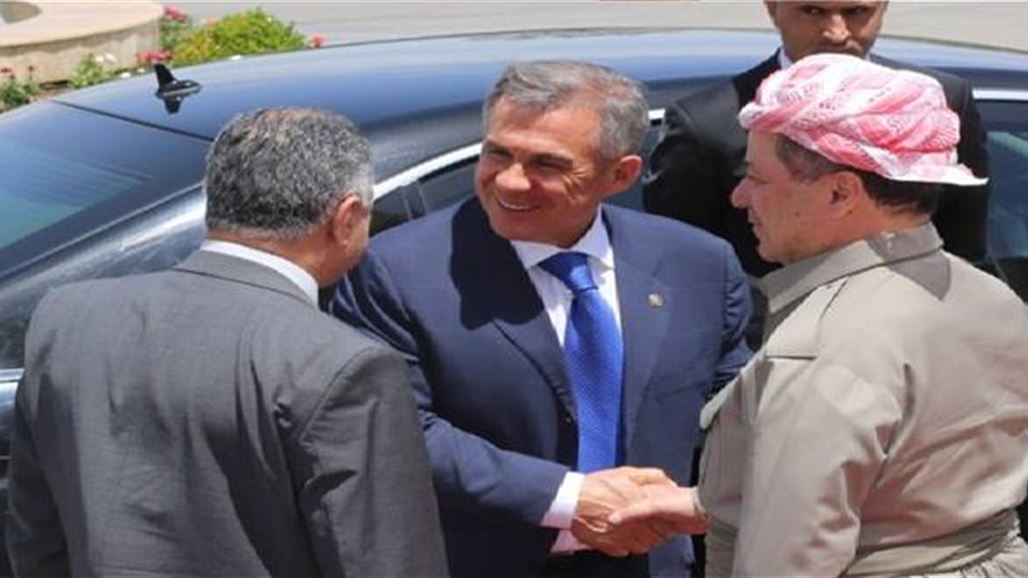 البارزاني: اذا لم تسفر الإنتخابات عن تغيير سياسي فسنضطر للحفاظ على الاقليم