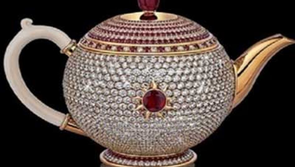 بالصورة: أغلى إبريق شاي في العالم