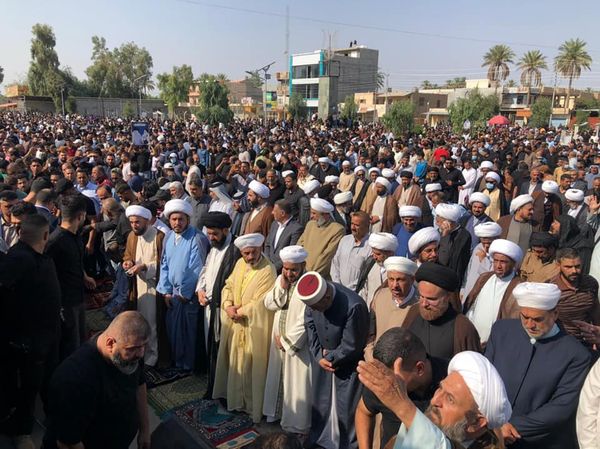 وصول مئات المصلين من عموم المحافظات الى المقدادية