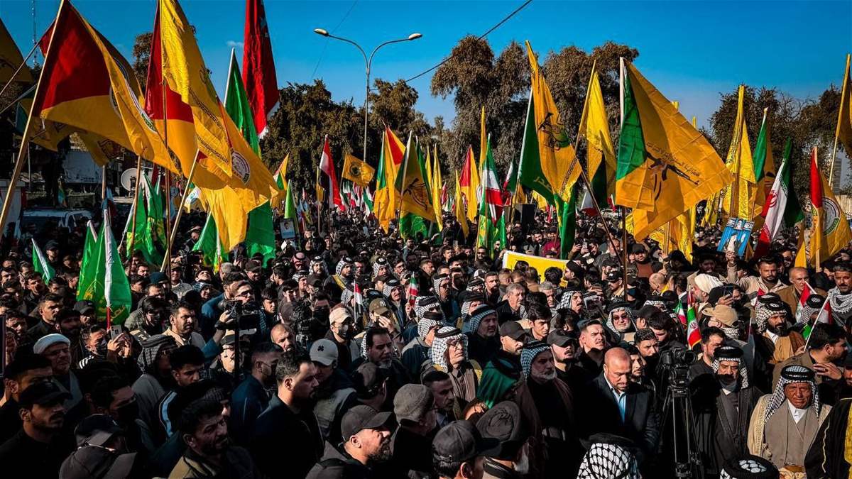 وقفة تضامنية أمام السفارة الإيرانية في بغداد