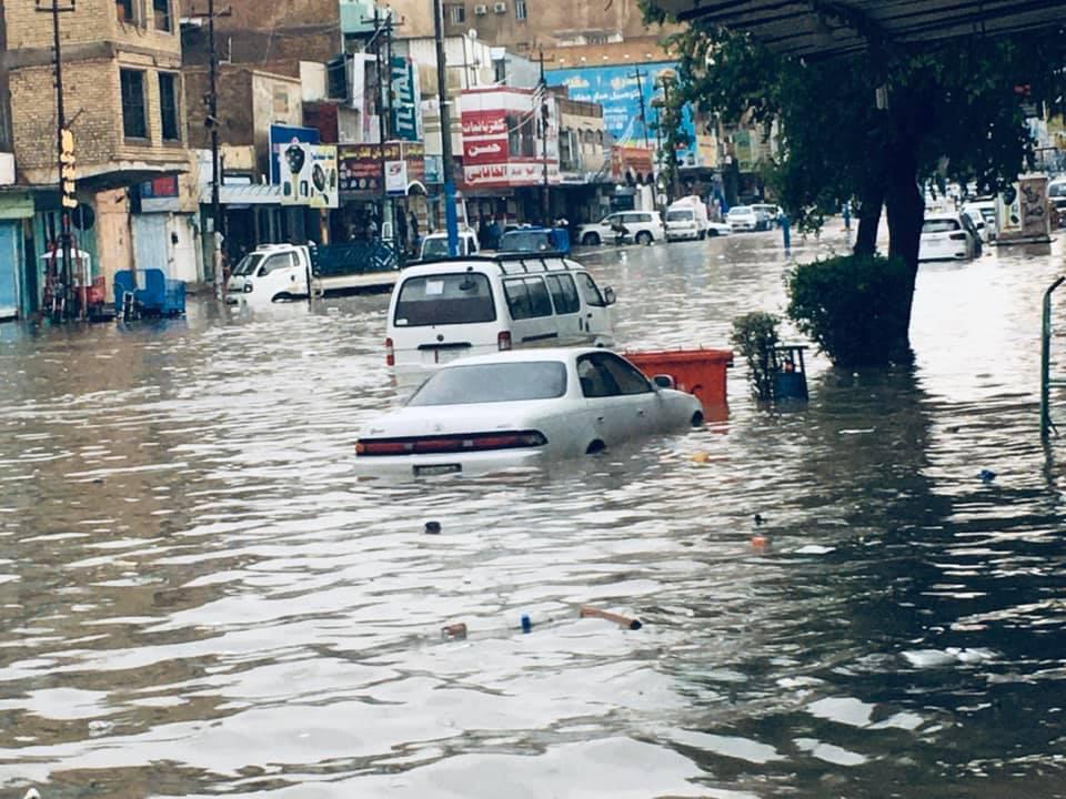 النجف تغرق بمياه الامطار