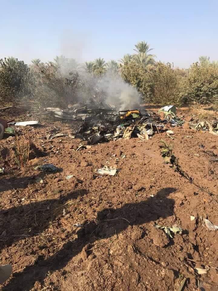 مقتل المقدم الطيار سيف عايد ومساعده النقيب الطيار علي رسول"بتحطم طائرتهم الأمريكية موديل 1955قرب سيد محمد بعد يومين من لقاء القائد الامريكي بقائد القوة الجوية