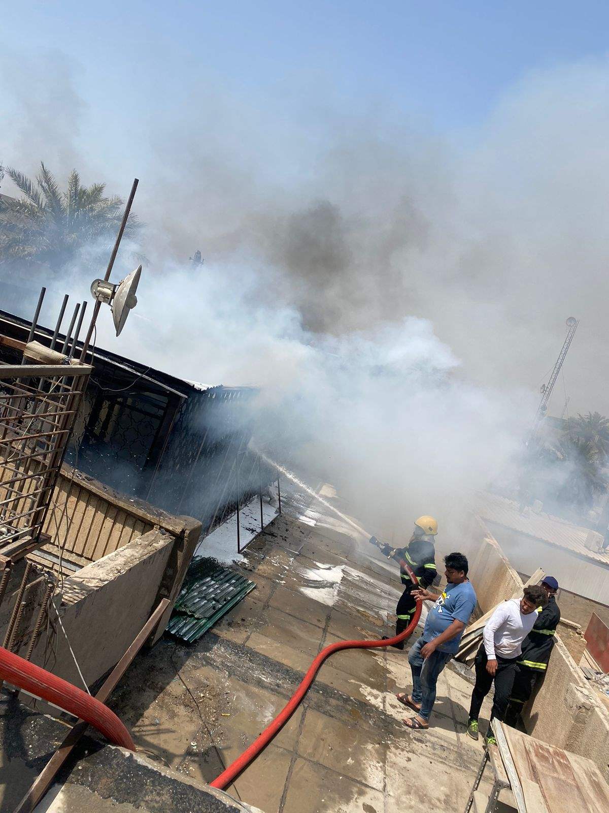 حريق قرب مفوضية الانتخابات وسط بغداد