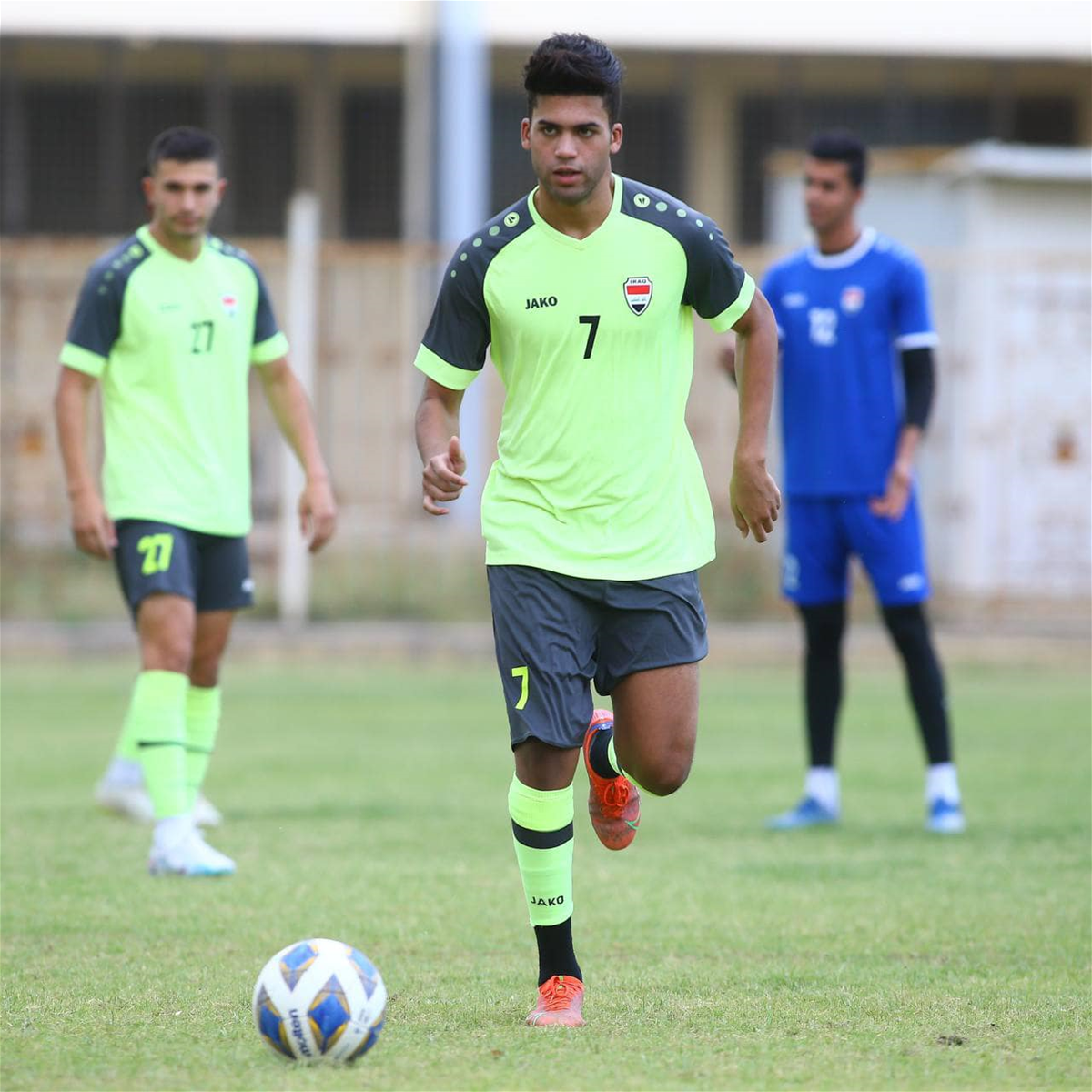 بالصور.. الأولمبي العراقي يستعد لبطولة غرب آسيا